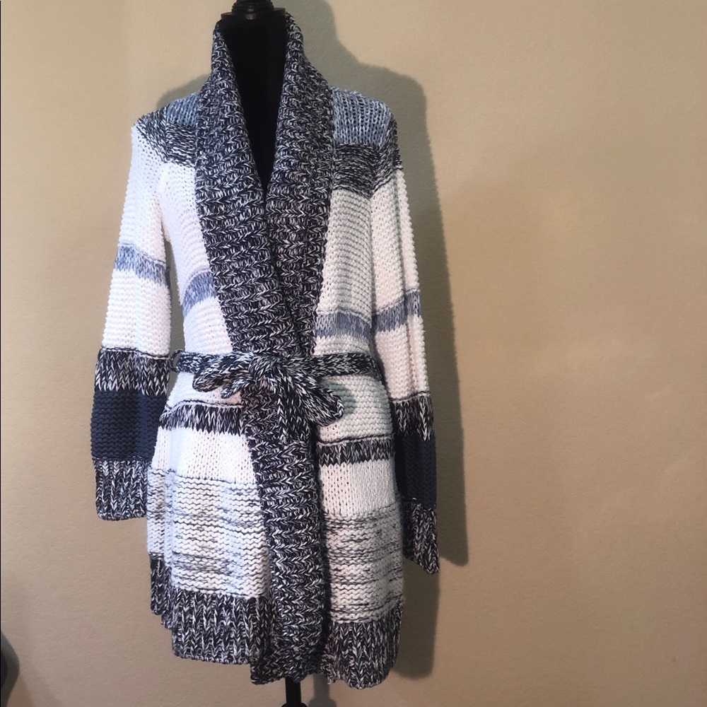 NWT Loft Sweater Cardigan Size Medium